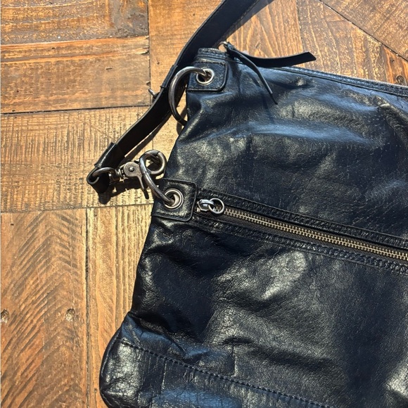 The Sak vintage black leather bag with floral Interior. Great condition - Picture 5 of 16